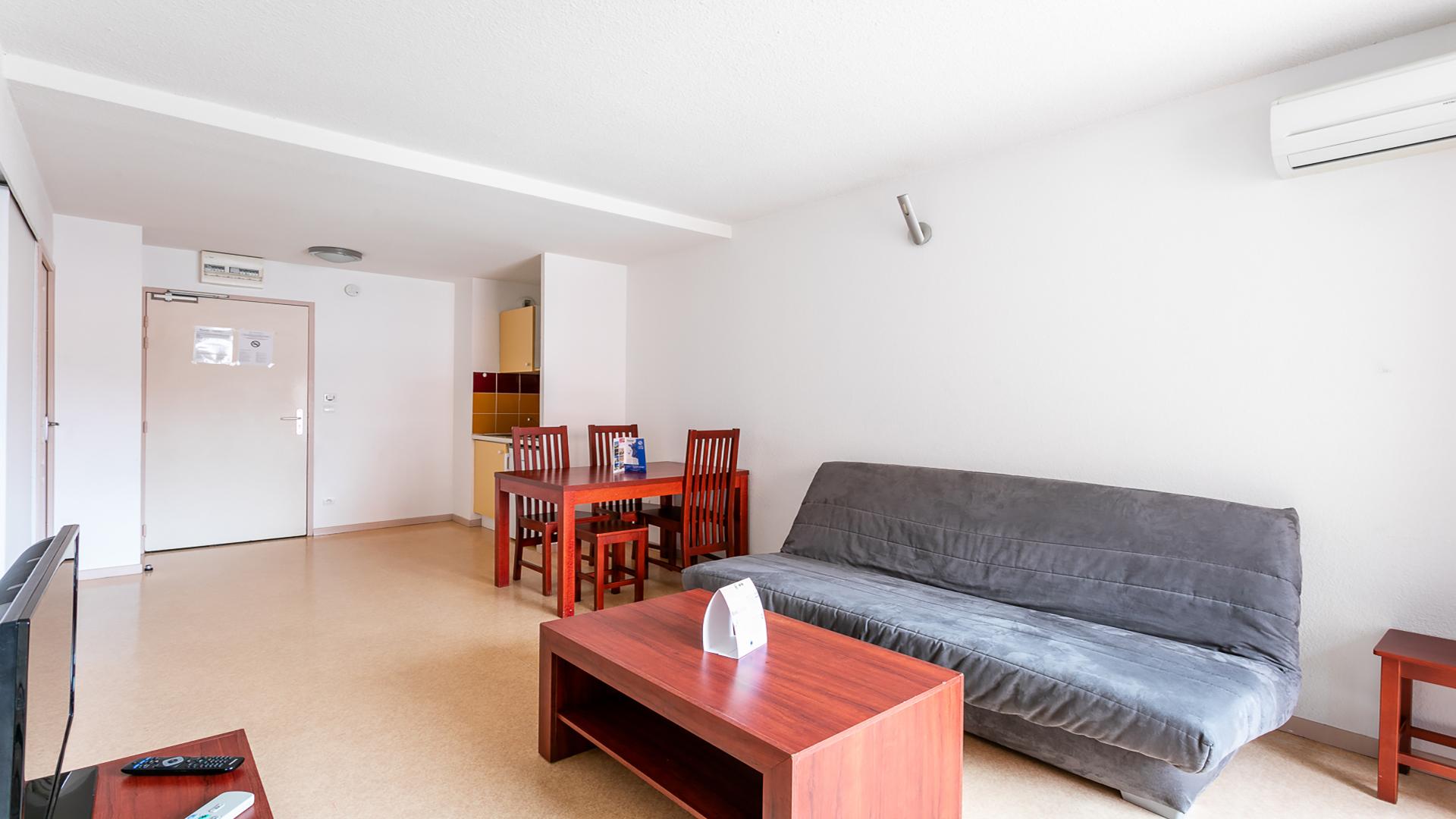 Vacanceole - Residence Le Saint Clair Agde Exterior foto